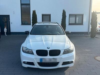 Gebraucht BMW 330 M Sport 245 PS (180 kW) 2012 Weiß Kombi