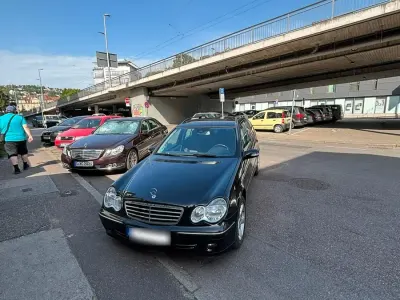 Gebraucht Mercedes C220 150 PS (110 kW) 2006 Schwarz Kombi
