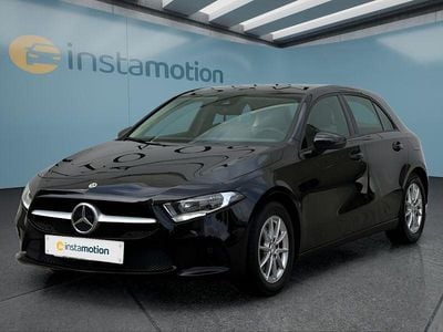 Gebraucht Mercedes A180 116 PS (85 kW) 2022 Limousine