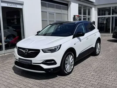 Usata Opel Grandland X Ultimate 181 CV (133 kW) 2020 Bianco SUV