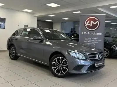 Gebraucht Mercedes C220 Avantgarde 194 PS (142 kW) 2019 Andere Limousine