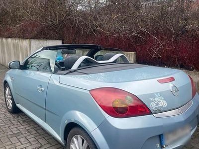 Gebraucht Opel Tigra 90 PS (66 kW) 2009 Blau Cabrio