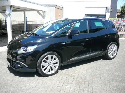 Gebraucht Renault Scénic LIMITED 116 PS (85 kW) 2019 Sternenschwarz Van / Kleinbus