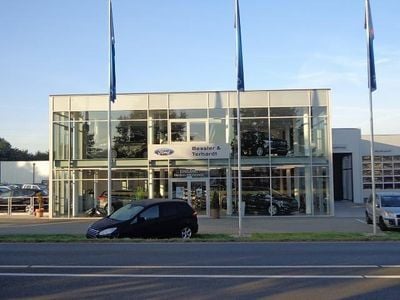 Usata Ford B-MAX Titanium 105 CV (77 kW) 2015 Nero Monovolume