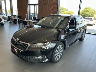 Gebraucht Skoda Superb Style 150 PS (110 kW) 2023 Schwarz Kombi