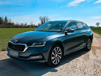 Second-hand Skoda Octavia Style 150 CP (110 kW) 2020 Gri Break