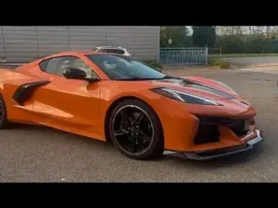 Używany Corvette C8 502 KM (369 kW) 2023 Pomarańczowy