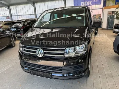 Gebraucht VW Multivan Comfortline 150 PS (110 kW) 2019 Deep black Van / Kleinbus
