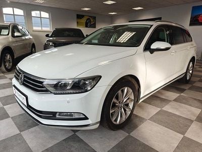 Weiß Gebraucht 2019 VW Passat Highline Kombi | 12.900 € (Guter Preis)