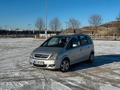 Gebraucht Opel Meriva Innovation 105 PS (77 kW) 2010 Silber Van / Kleinbus