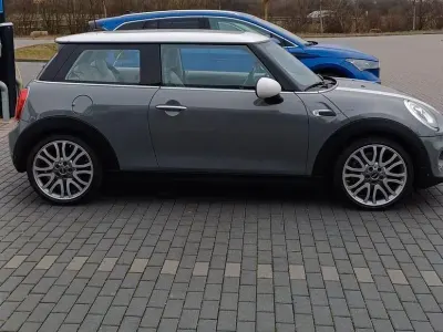 Gebraucht Mini Cooper Chili 136 PS (100 kW) 2016 Grau Kleinwagen