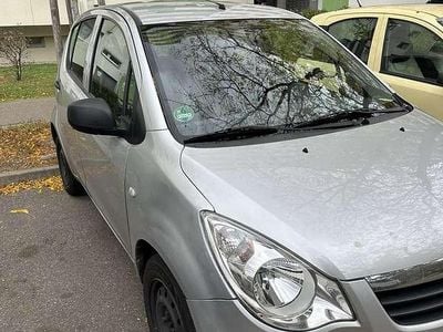 Opel Agila