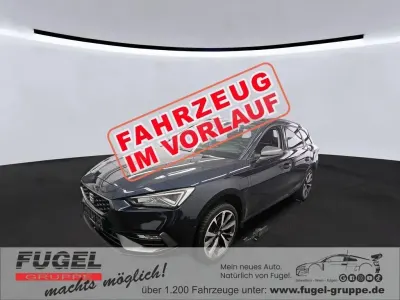 Używany Seat Leon ST FR 204 KM (150 kW) 2022 Niebieski Kombi