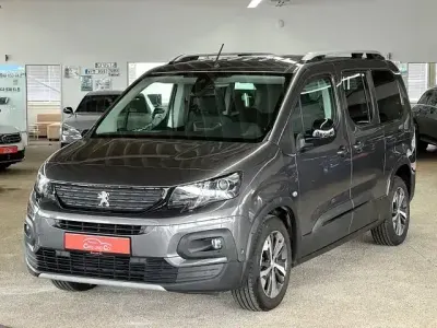 Usata Peugeot Rifter GT-line 131 CV (96 kW) 2020 Grigio Monovolume