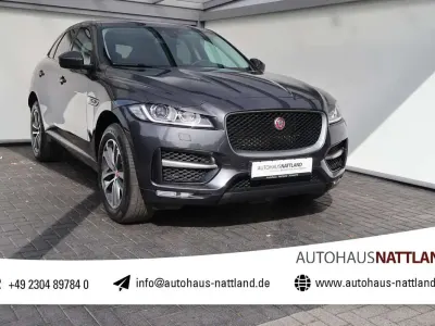 Gebraucht Jaguar F-Pace 300 PS (220 kW) 2018 Carpathian grey SUV