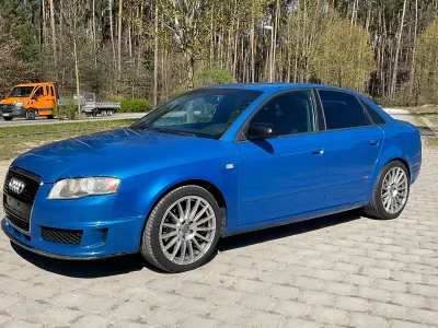 Gebraucht Audi A4 Basis 220 PS (161 kW) 2007 Blau Limousine