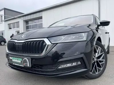 Gebraucht Skoda Octavia Clever 150 PS (110 kW) 2022 Schwarzmagic Kombi