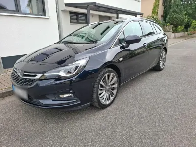Gebraucht Opel Astra Ultimate 136 PS (100 kW) 2019 Blau Kombi