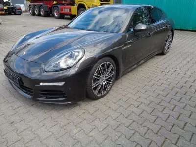 Gebraucht Porsche Panamera Edition 300 PS (220 kW) 2015 Grau Kleinwagen