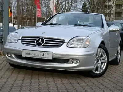 Usata Mercedes SLK200 163 CV (119 kW) 2001 Argento Cabrio