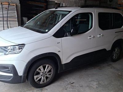 Gebraucht Peugeot Rifter GT 131 PS (96 kW) 2022 Weiß Van / Kleinbus