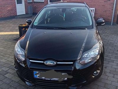 Gebraucht Ford Focus 116 PS (85 kW) 2014 Schwarz Kombi