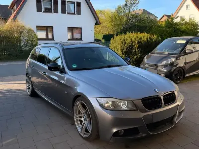 Gebraucht BMW 330 M Sport 245 PS (180 kW) 2012 Grau Kombi