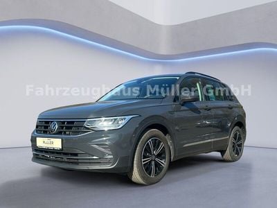 Uranograu Gebraucht 2021 VW Tiguan Life SUV | 24.590 € (Fairer Preis)