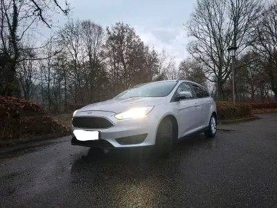 Usata Ford Focus 120 CV (88 kW) 2016 Argento Berlina