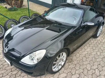 Usata Mercedes SLK200 163 CV (119 kW) 2006 Nero Cabrio