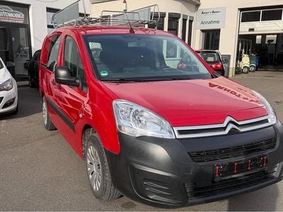Gebraucht Citroën Berlingo 49 kW (67 PS) 2018 Rot Van / Kleinbus