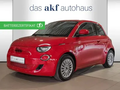 Gebraucht Fiat 500e Red 69 kW (95 PS) 2023 Colore esterno (red vr/a) Limousine