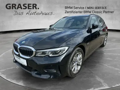 Usata BMW 330e Sport Line 252 CV (185 kW) 2022 Nero Station wagon