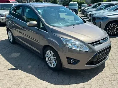 Gebraucht Ford C-MAX Titanium 150 PS (110 kW) 2015 Braun Van / Kleinbus