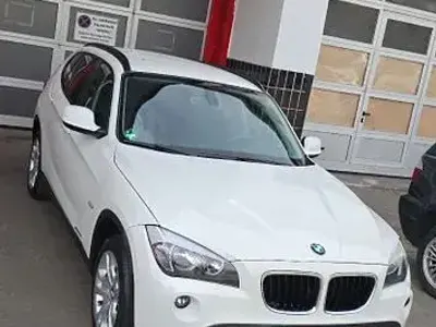 Gebraucht BMW X1 Sport Line 143 PS (105 kW) 2010 Weiß SUV