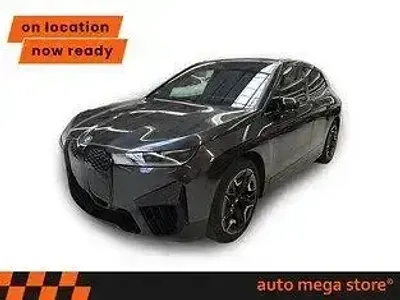 Usata BMW iX Sport Line 239 kW (326 CV) 2023 Grigio SUV