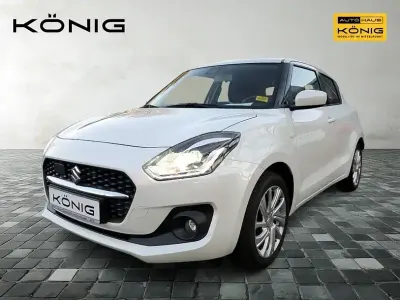 Używany Suzuki Swift Comfort 83 KM (61 kW) 2023 Biały Hatchback