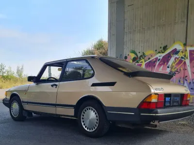 Gebraucht Saab 900 110 PS (80 kW) 1988 Gold Coupé