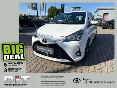 Gebraucht Toyota Yaris Team 111 PS (81 kW) 2018 Weiß Kleinwagen