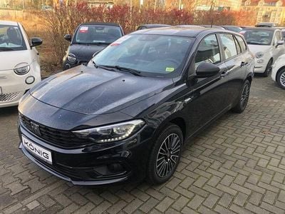 Gebraucht Fiat Tipo Basis 131 PS (96 kW) 2023 Cinema schwarz (5cd) Limousine