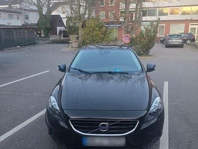 Gebraucht Volvo V40 Summum 114 PS (83 kW) 2014 Schwarz Limousine