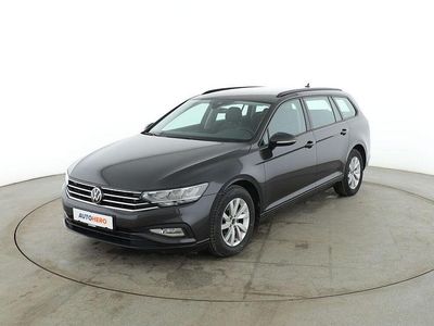 Gebraucht VW Passat 150 PS (110 kW) 2021 Grau Kombi