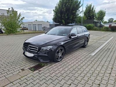 Gebraucht Mercedes E220 AMG line 194 PS (142 kW) 2019 Schwarz Kombi