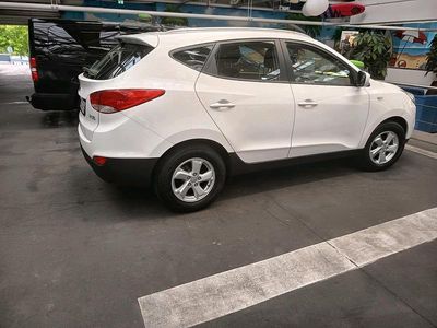 Gebraucht Hyundai Tucson 136 PS (100 kW) 2011 Weiß SUV