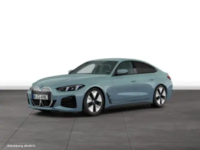 Usata BMW i4 M Sport 250 kW (340 CV) 2025 Verde Berlina