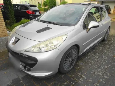 Gebraucht Peugeot 207 150 PS (110 kW) 2007 Silber Limousine