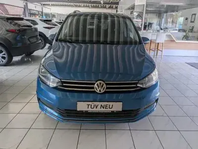 Gebraucht VW Touran Sound 150 PS (110 kW) 2017 Caribbean blue metallic Van / Kleinbus