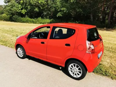 Gebraucht Suzuki Alto Club 68 PS (50 kW) 2009 Rot Kleinwagen
