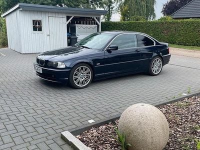 BMW 323