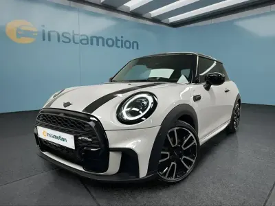 Gebraucht Mini Cooper 136 PS (100 kW) 2023 Weiss Kleinwagen